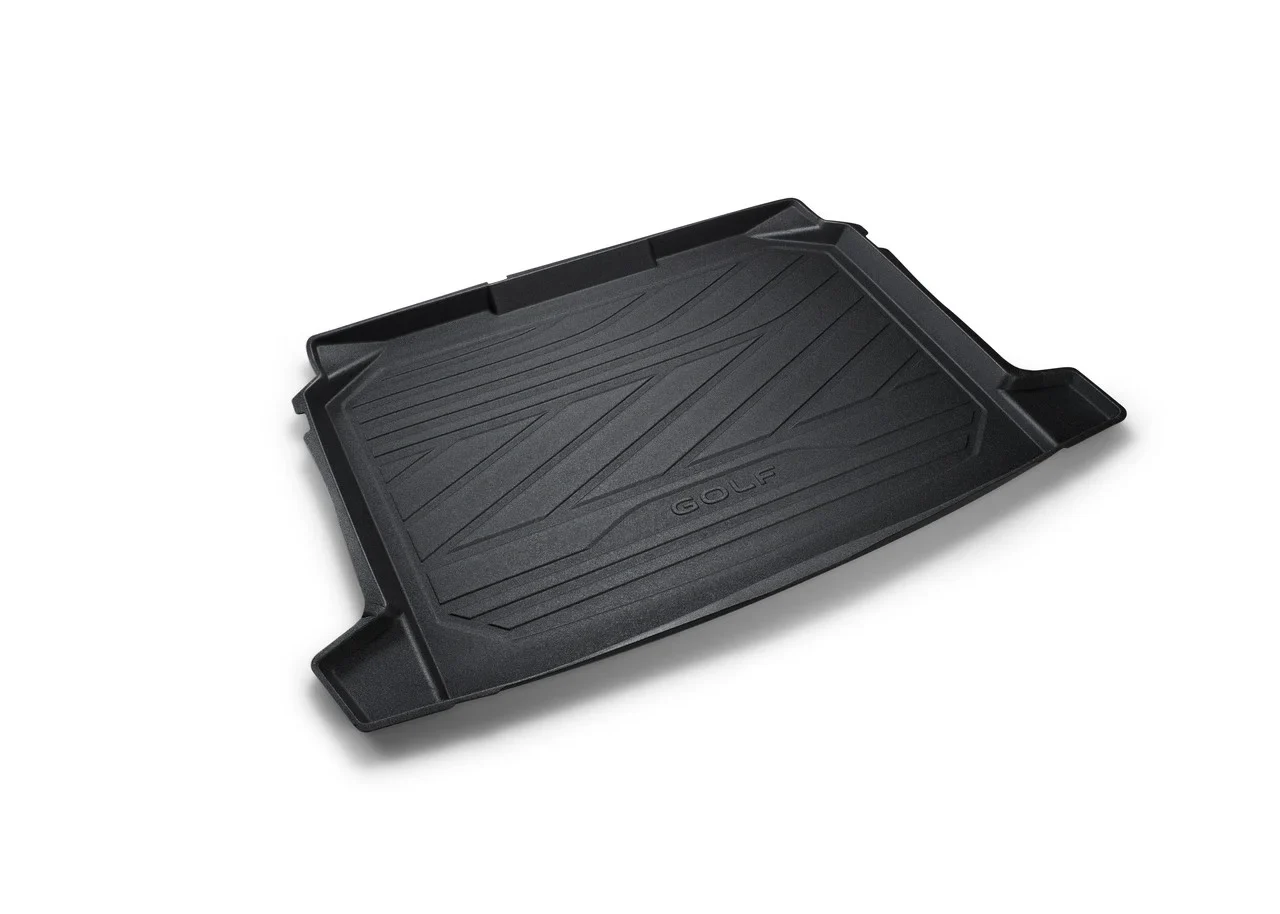 volkswagen-golf-8-kaukalomatto-tavaratilan-suojaus