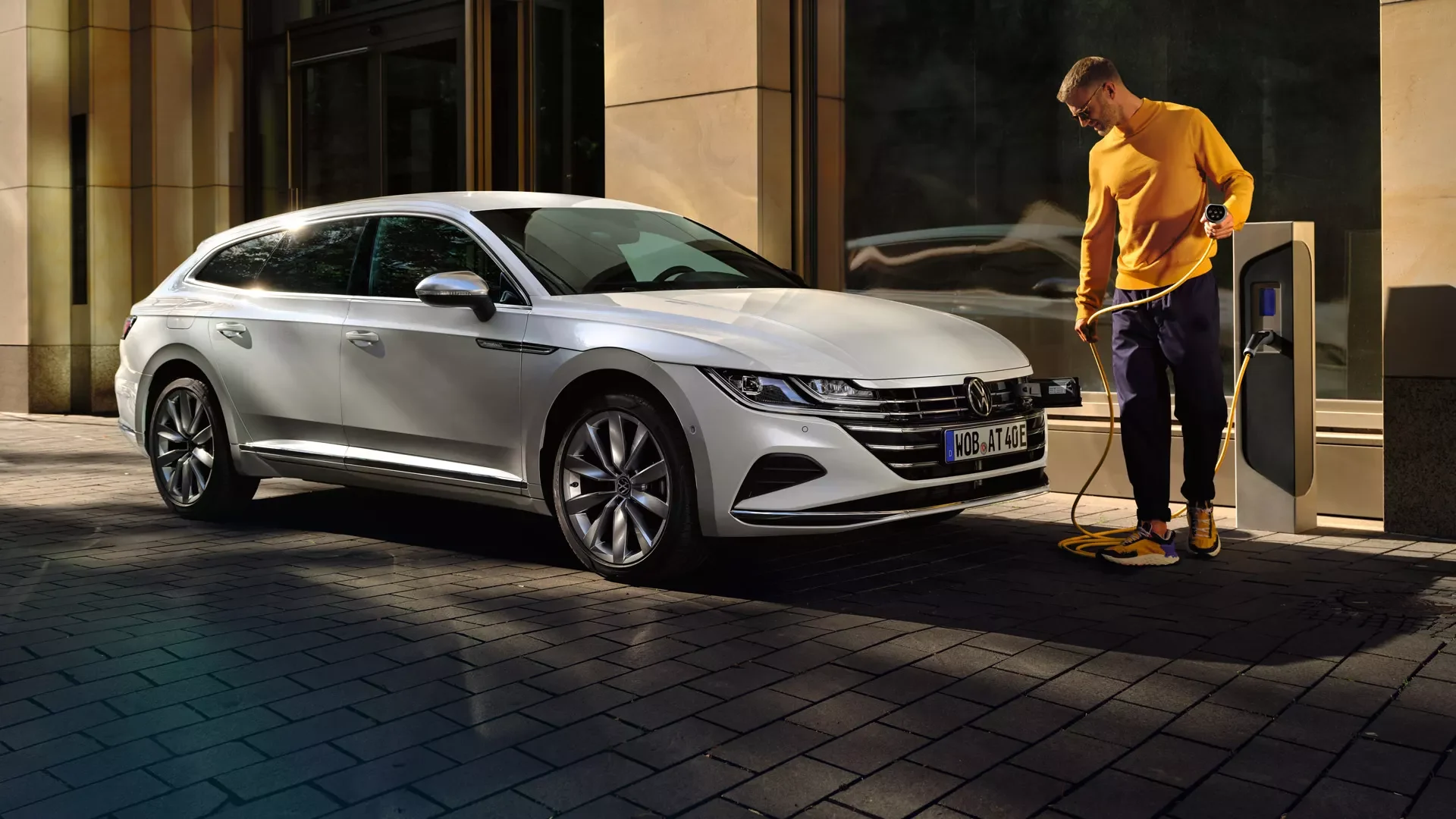 Volkswagen Arteon Shootingbrake hero
