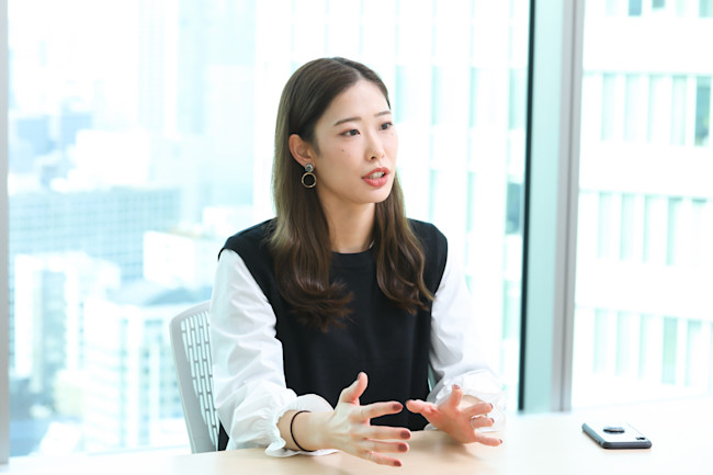 【DMM・28歳】自分を偽った“嘘の面接”が教えてくれたこと_古賀美聡_02
