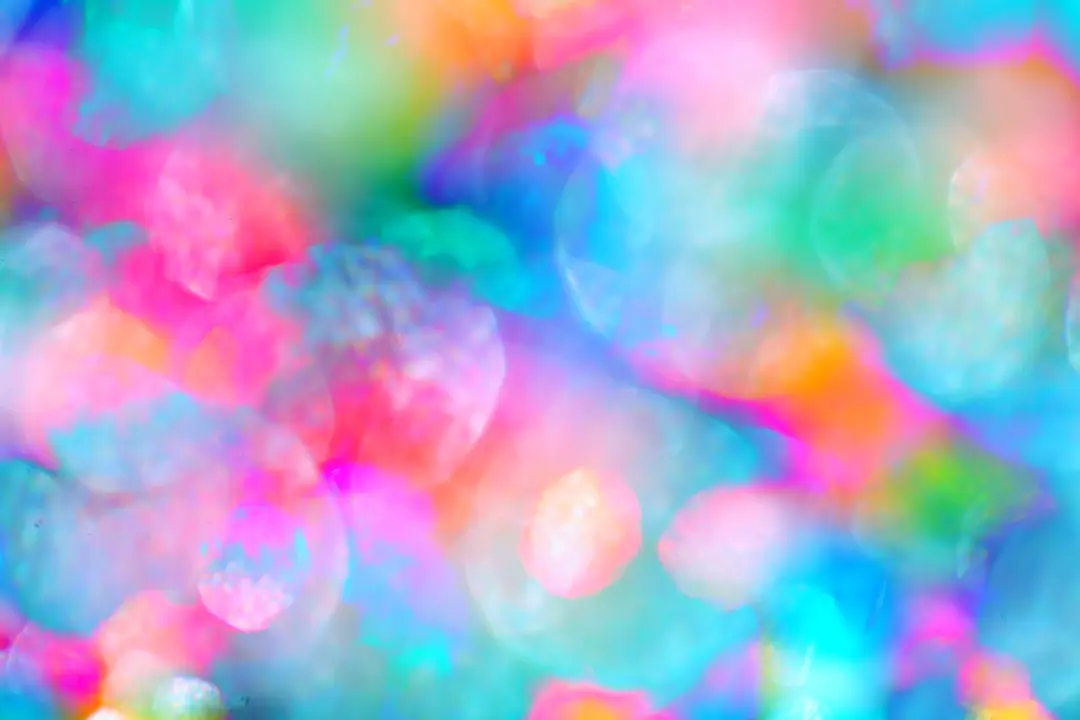 {"author":"Http://www.Pexels.com/@mccutcheon","altText":"pink and green bokeh lights","authorFirstName":"Alexander","authorLastName":"Grey"}