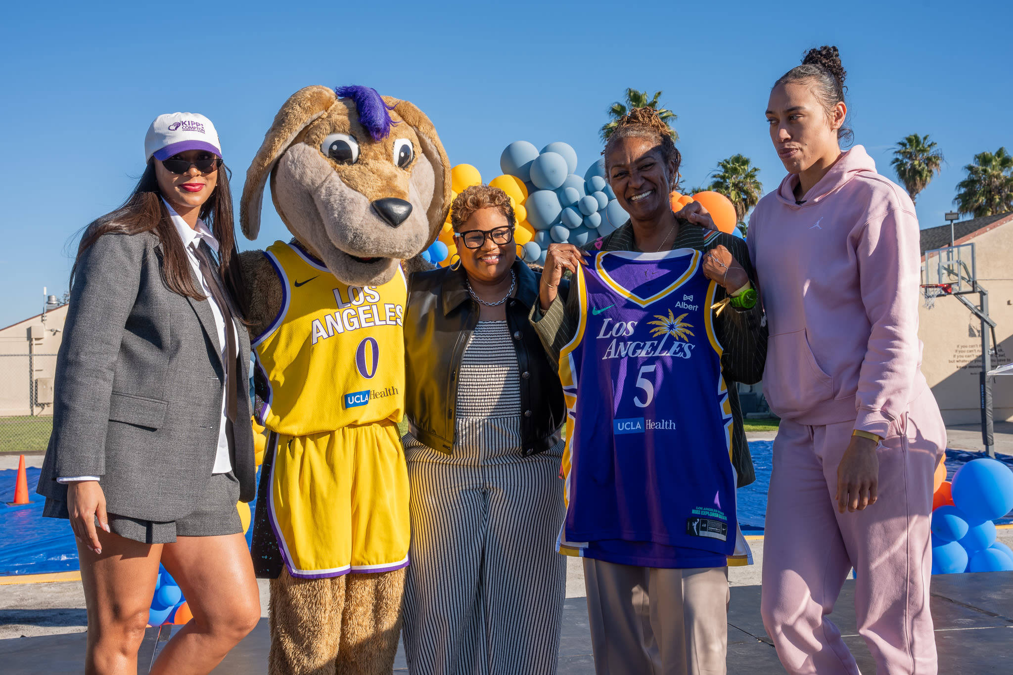 The LA Sparks at the court unveiling