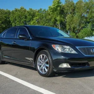 2007 Lexus LS460L