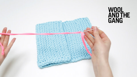 How to seam knitting with straight stitch - step 3
