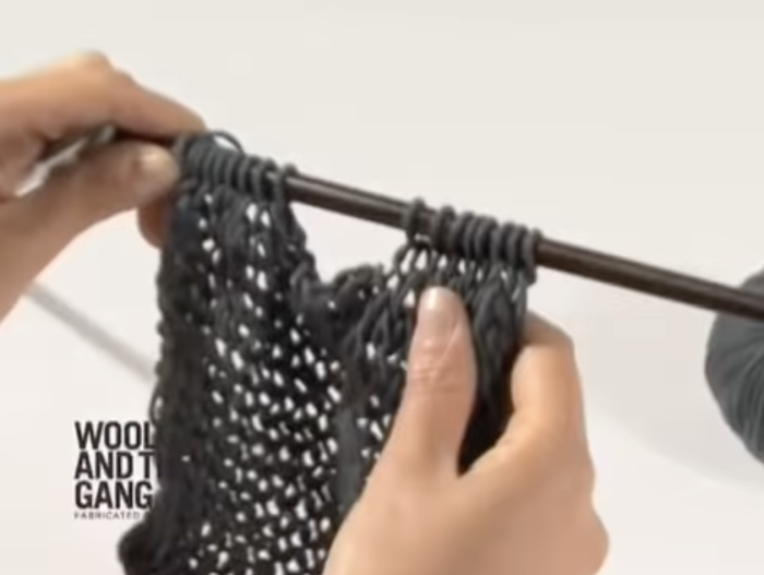 How-to-knit-a-neckline-step-3