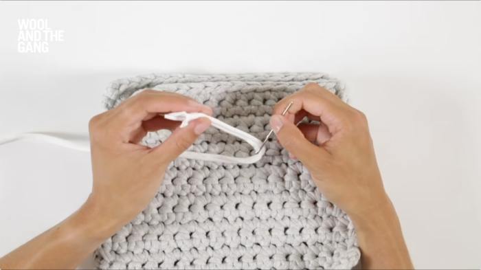 How to Crochet Straight Stitch - Step 2