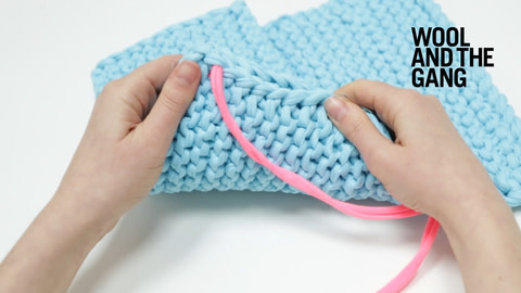 How to seam knitting with straight stitch - step 7