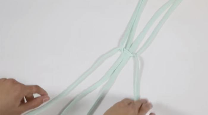 How To Make A Half Square Knot In Macramé - Step 4