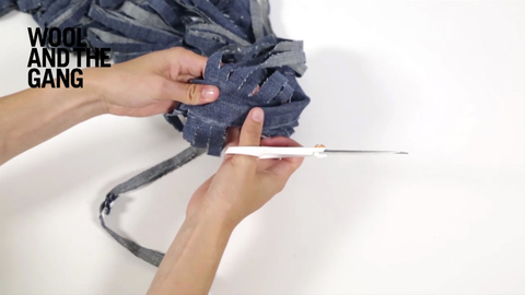 How To: Make Denim Yarn From Old Jeans - Step 9