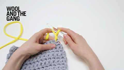 How-to-make-a-single-crochet-edge-trim-step-2