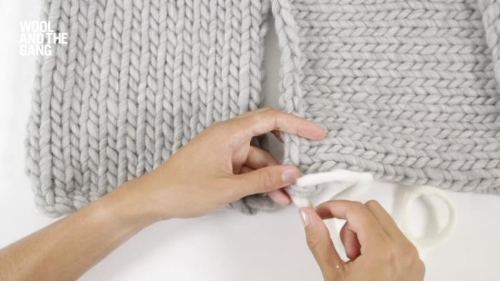How to: knit a perpendicular invisible seam - Step 10