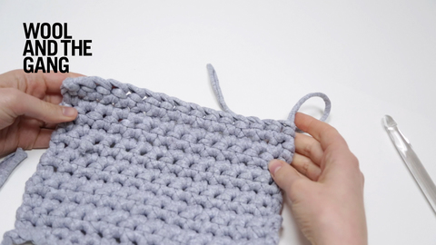 How-to-change-colour-in-crochet-step-1