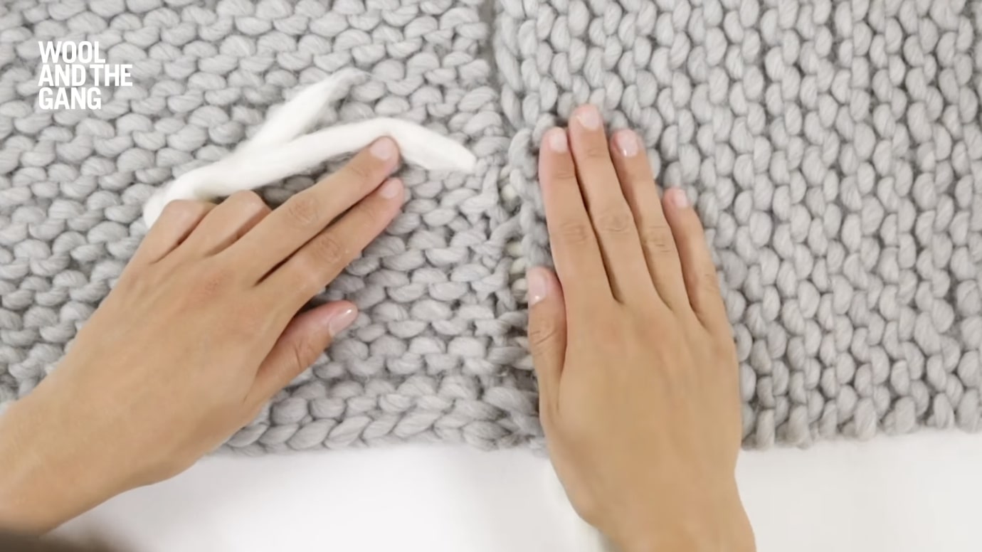 How to: knit a perpendicular invisible seam - Step 7