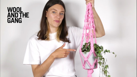 DIY-Macrame-plant-hanger-super-easy-step-1