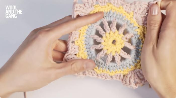How to Crochet A Granny Square - Step 7