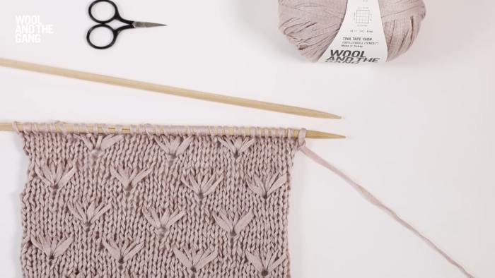 How To: Knit Dandelion Stitch - Step 1