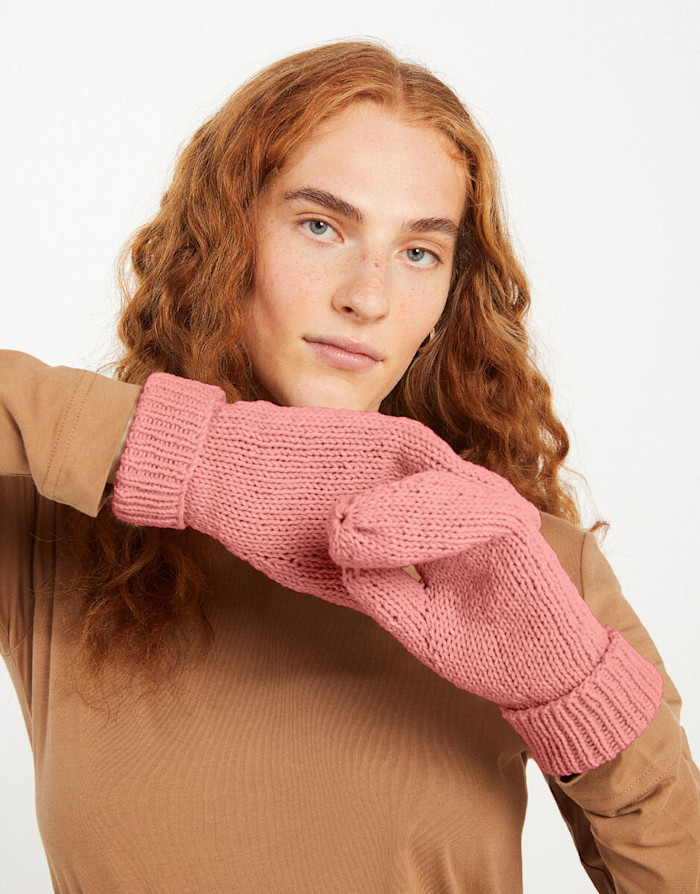 Never Forget Mittens Pink