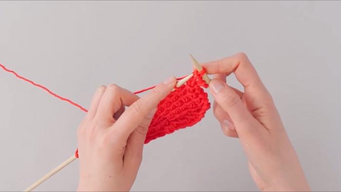 how to- knit mosaic slip stitch - step 5