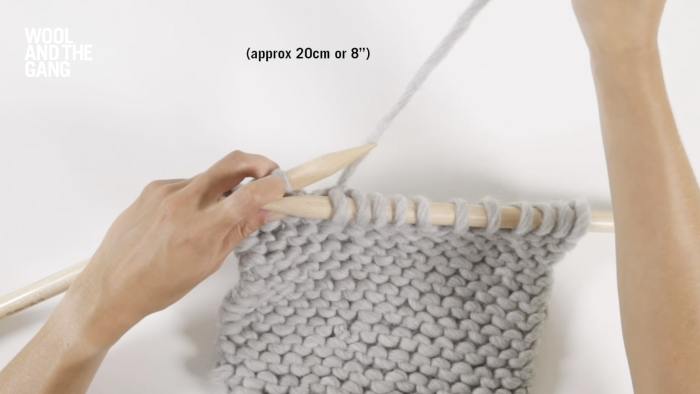 How To Join A New Ball In Knitting - Step 1