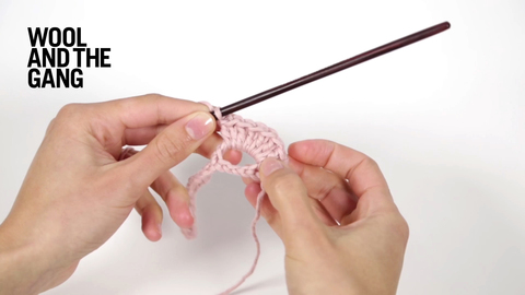 How-to-crochet-arcade-stitch-step-7