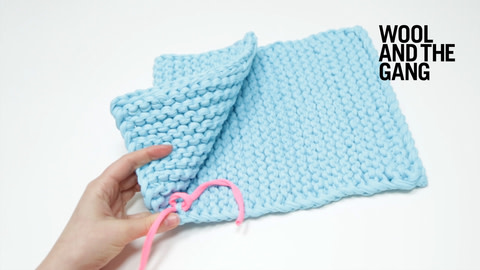 How to seam knitting with straight stitch - step 4