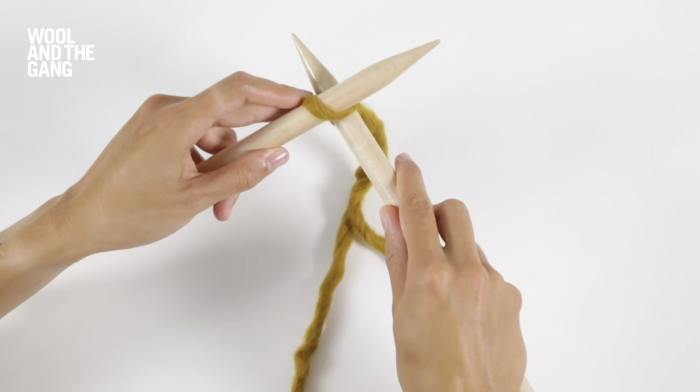 How to Knit: Knitting flat with circular needles 