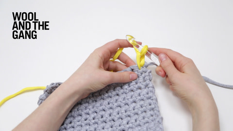 How-to-change-colour-in-crochet-step-3