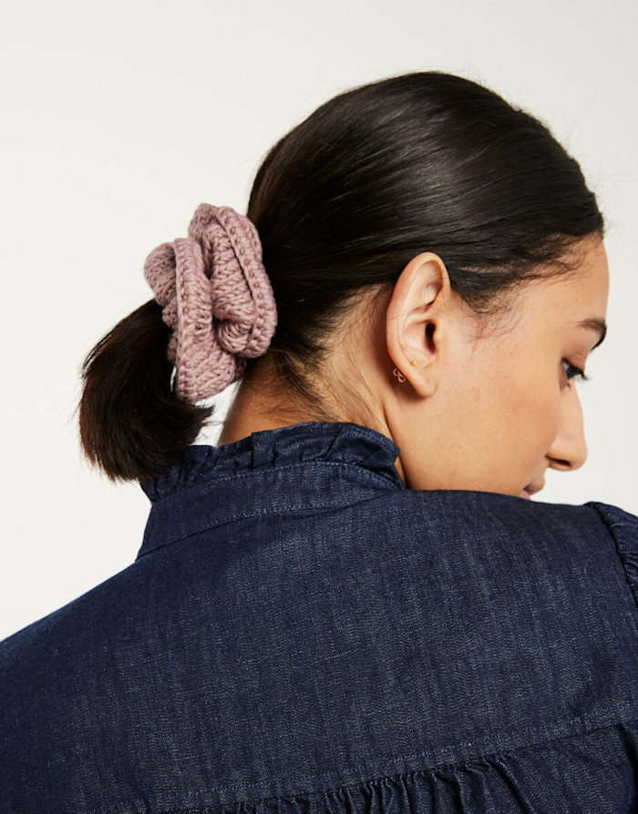 FGY-Scrunchie Duck-Egg-Blue 07 INDEX