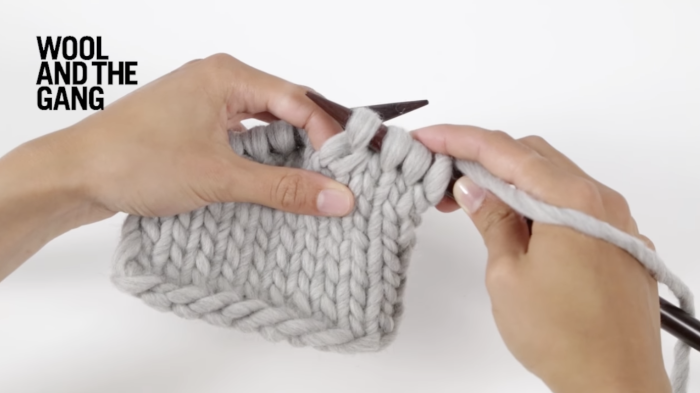 How-to-knit-a-right-leaning-decrease-step-3