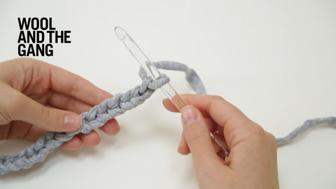 How to work half double crochet - step 1