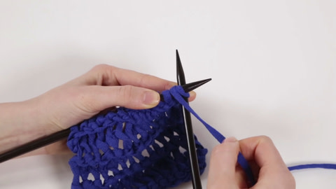 How To Wrap Knit 1 - Step 3