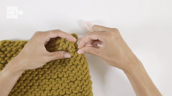 How-to-knit-weave-in-your-ends-garter-stitch-step-2