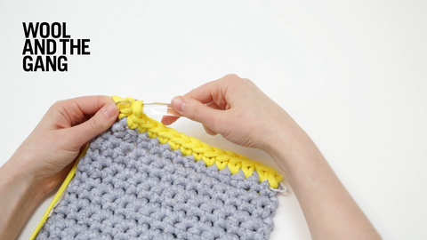 How-to-make-a-single-crochet-edge-trim-step-3