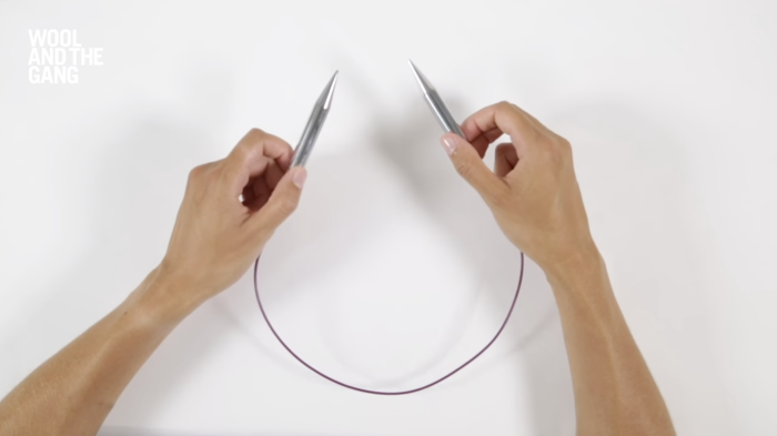 How-to-knit-flat-with-circular-needles-step-1