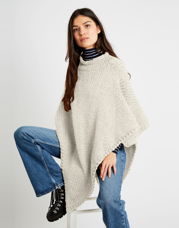 Gwyenth-Poncho Ivory-White