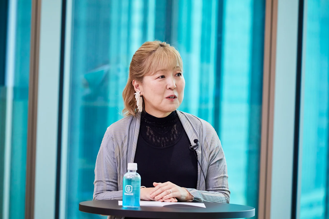 お話されている様子の笹原さん