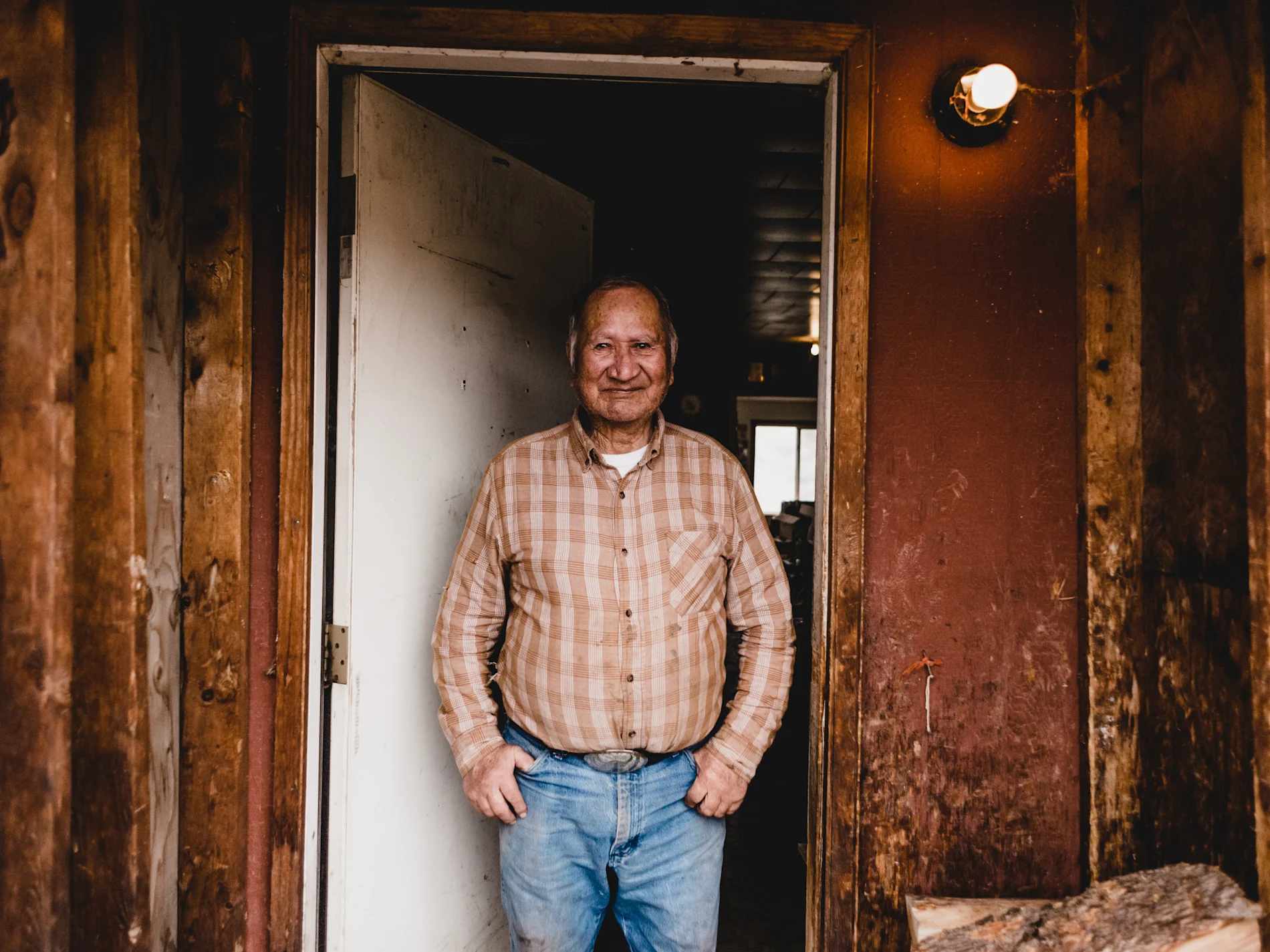 Social Impact - Connecting Canadians - How fibre optic networks are fuelling excitement in education, language and cultural identity - Image