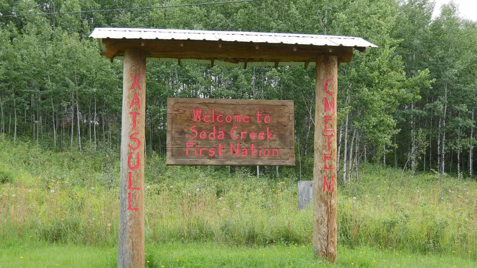 Pour la Première Nation Xatśūll, située au nord de Williams Lake, l’arrivée de la connexion de prochaine génération Pure Fibre à Soda Creek et Deep Creek amène de nouvelles occasions de croissance pour les entreprises privées et communautaires. PHOTO PAR MAX WINKELMAN