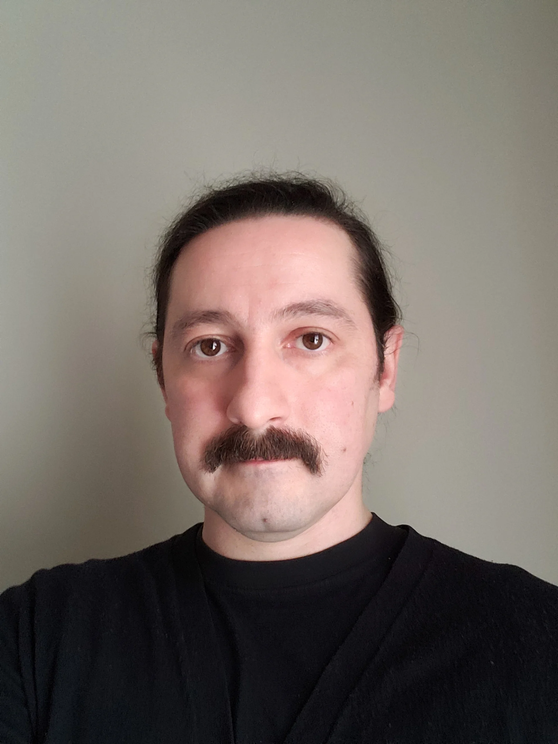 Ilijc Albanese  Headshot