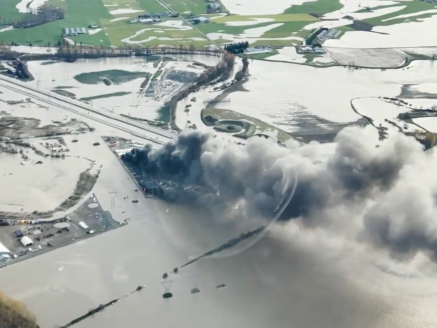 Social Impact - How TELUS is #HereForFarmers affected by BC floods - image