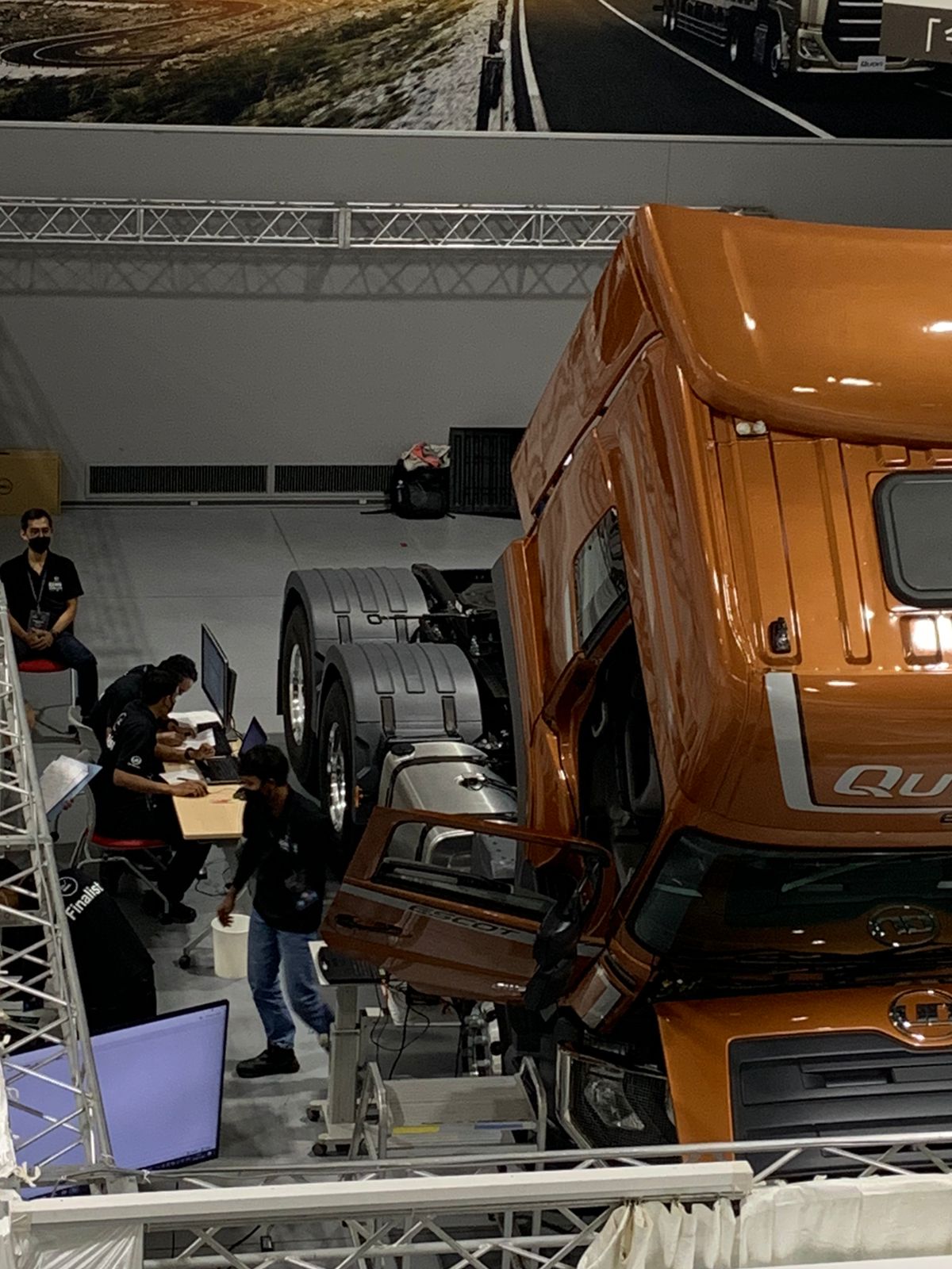 gemba ud trucks indonesia