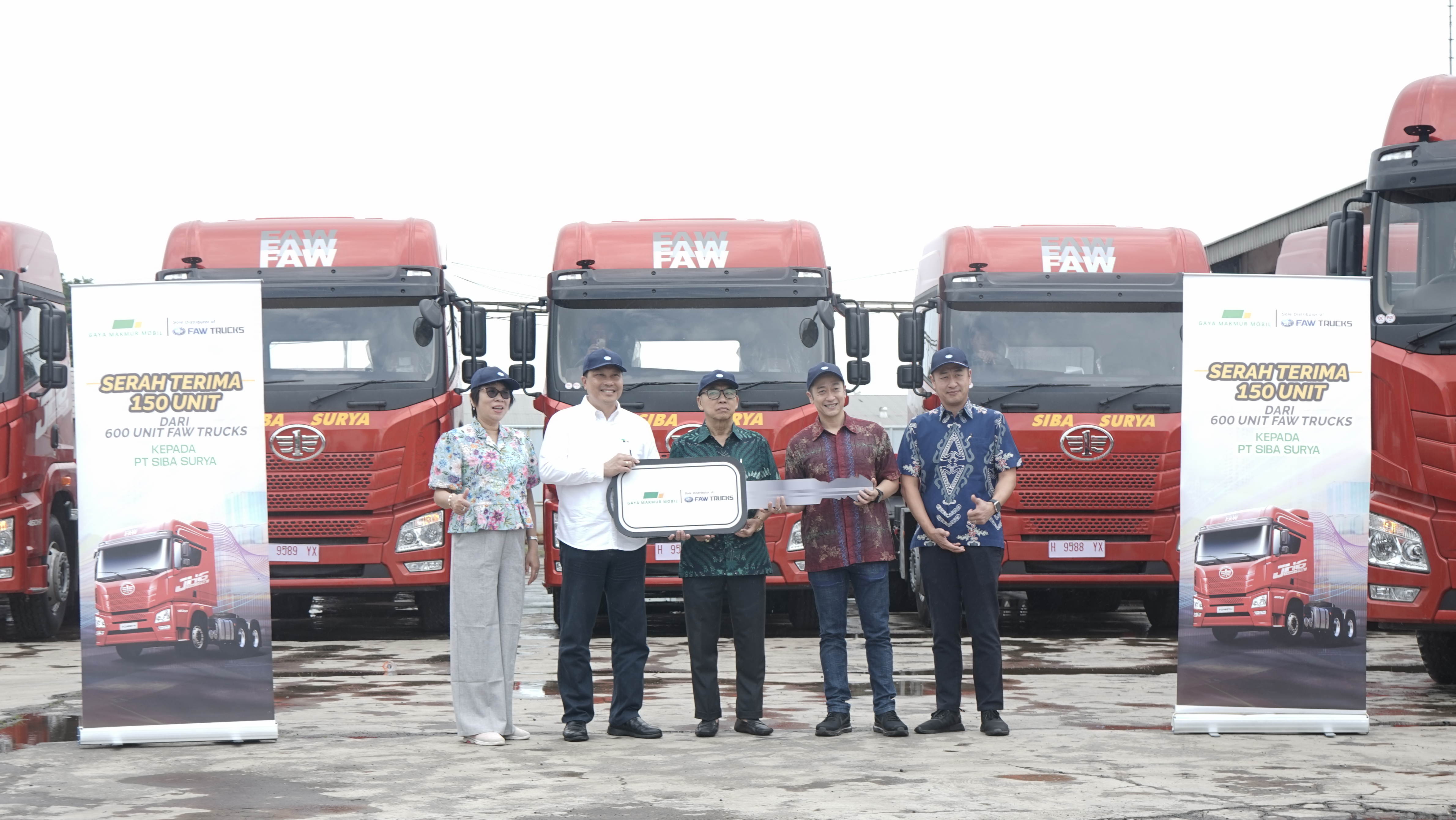 Serah Terima 150 unit FAW Trucks dari GMM kepada Siba Surya