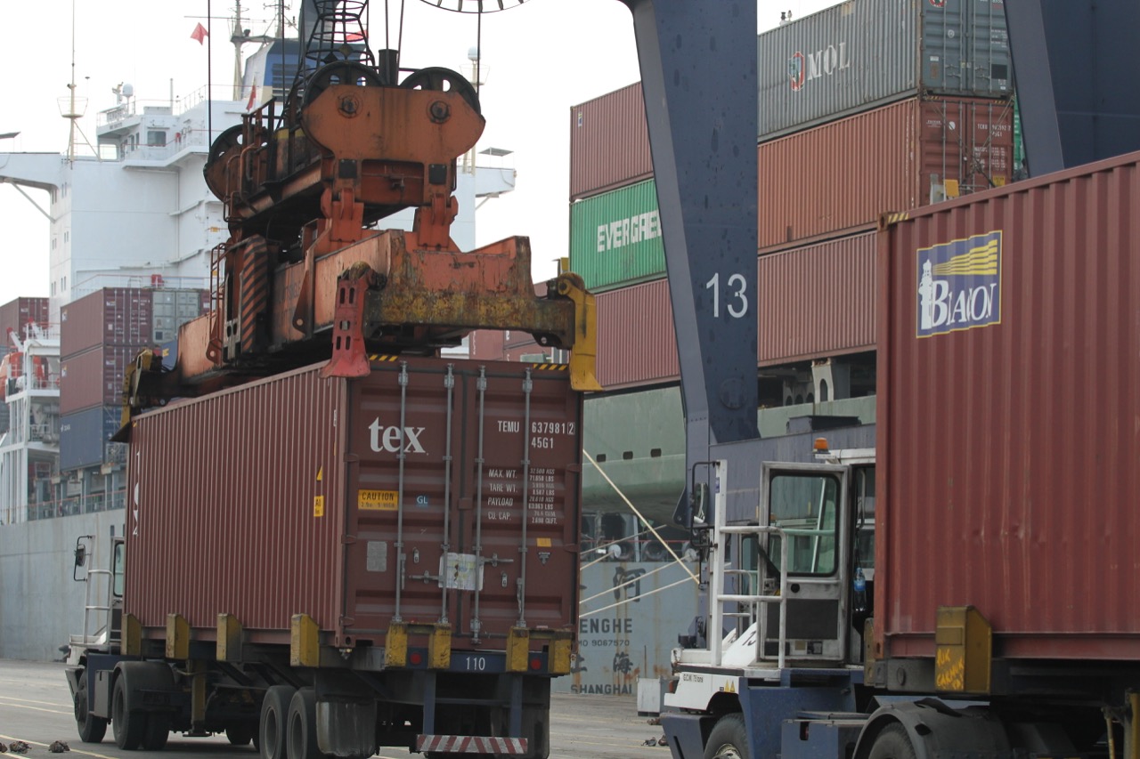 Demi Kelancaran Logistik, Bea Cukai Juanda Mendorong Pengusaha Manfaatkan Ekspor Transportasi Multimoda