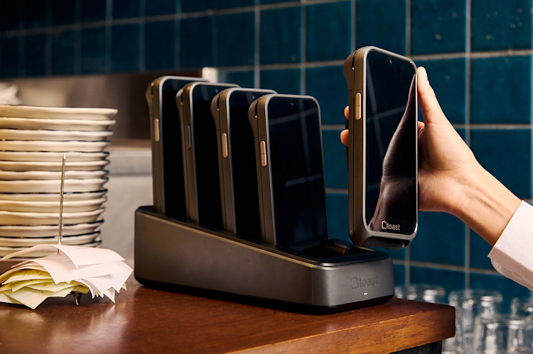 Toast Go® 3 | Handheld POS System for Restaurants