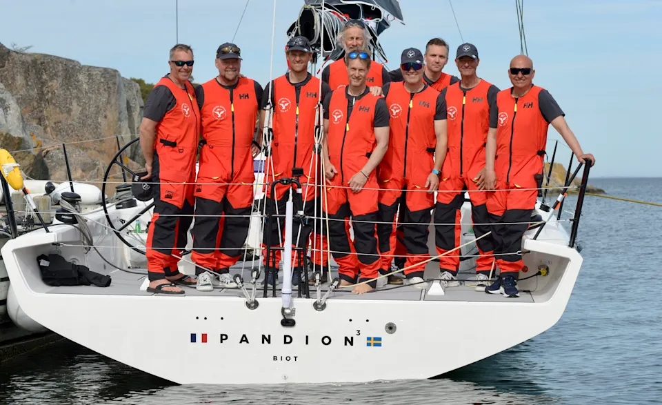 Pandion crew