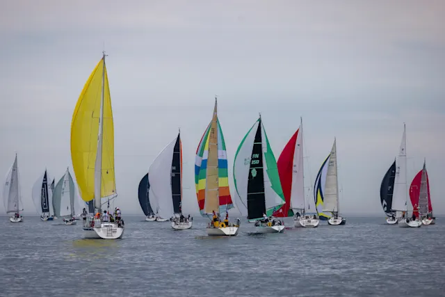 260628 Old spinnakers are the best