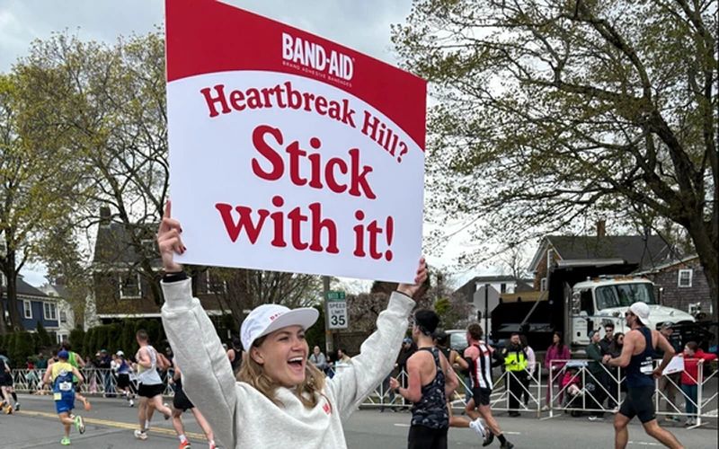 Card Band-Aid Runs With Boston Marathon to Promote 5 Day Protect