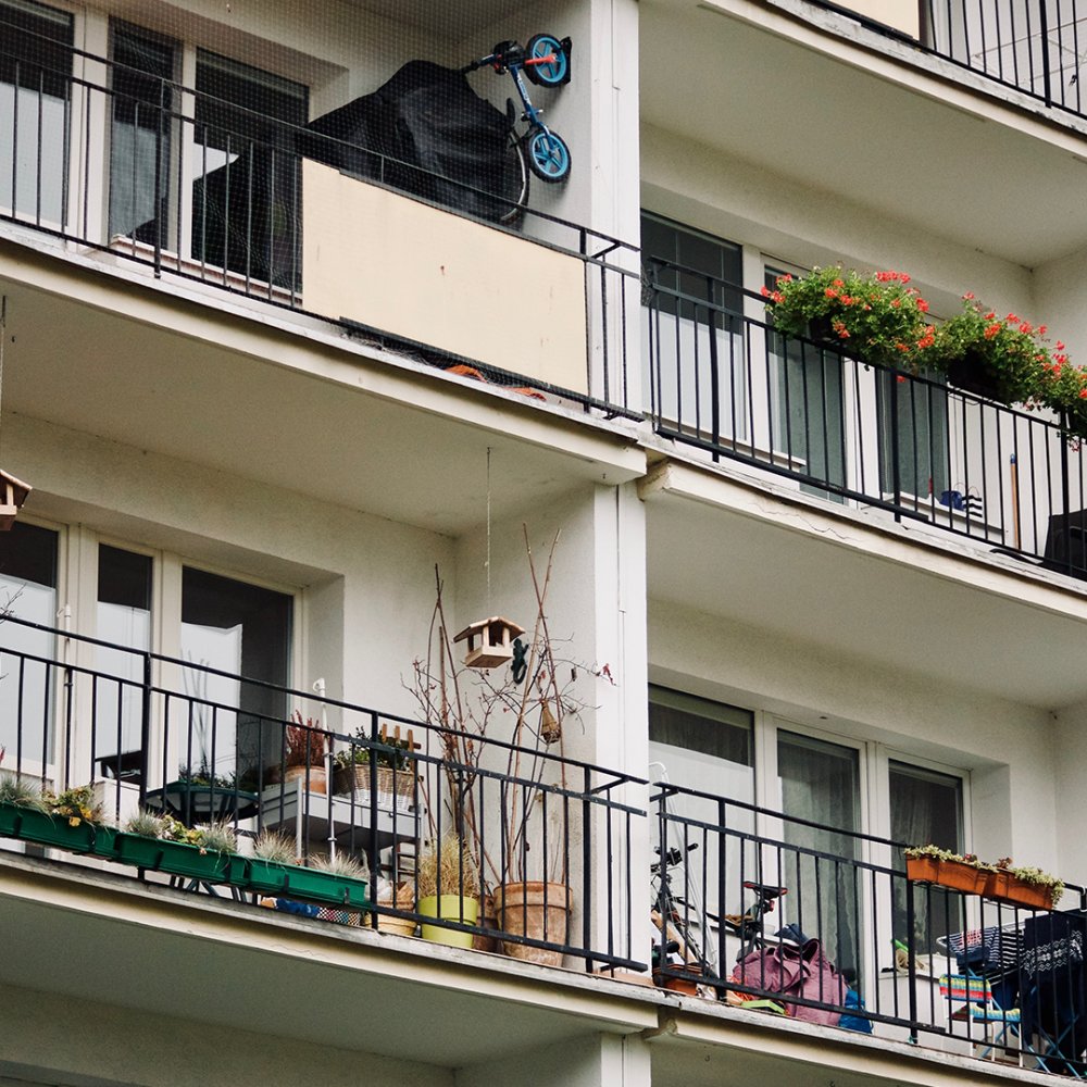 Einen Balkon hätten auch Anneke und David gerne. Aber ist das realistisch angesichts der Lage auf dem Wohnungsmarkt?