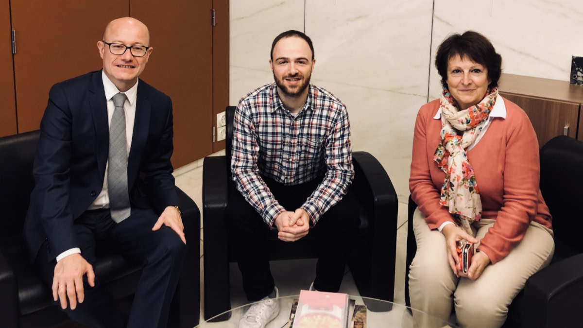 Jean-Luc Gleyze, Steven Strehl und Denise Greslard Nédélec im Conseil du départemental de la Gironde in Bordeaux