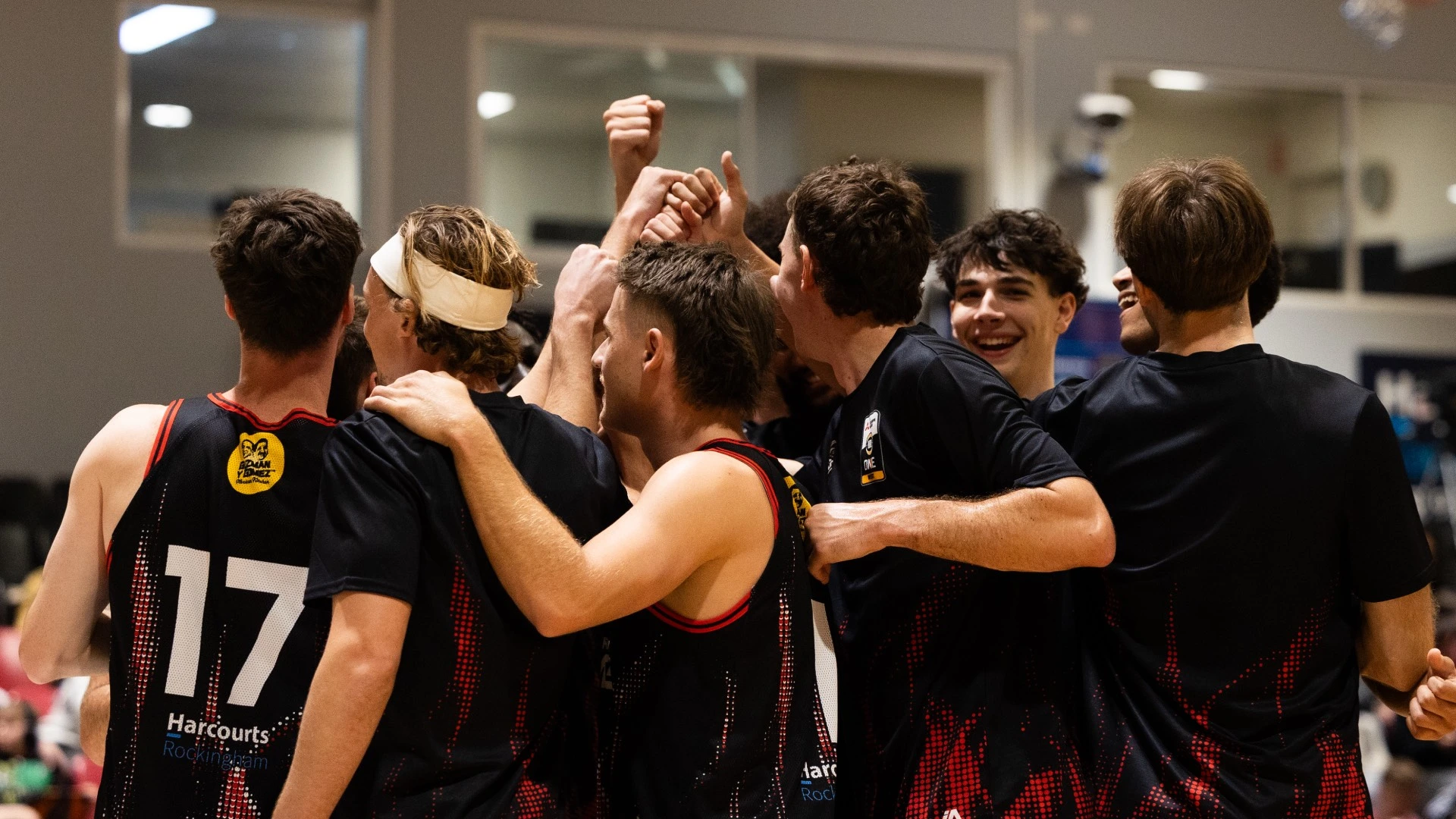 Hothouse Heats Up as Junior Flames Bring the Noise