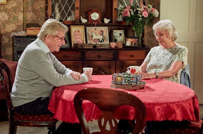 KEN - WENDY - ITV - CORONATION STREET